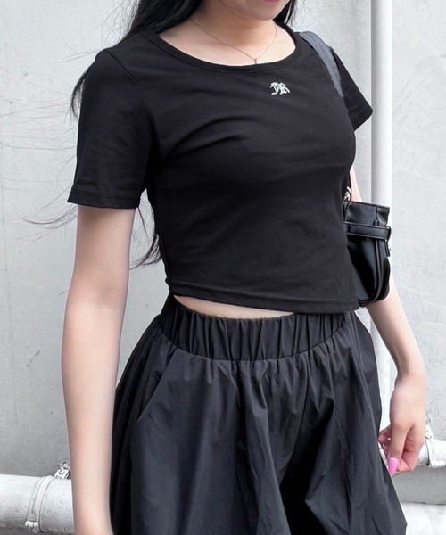 Figments(フィグメンツ)の「アシンメトリーヘムカットソー(Tシャツ/カットソー・レディース・ブラック/スミクロ・FREE)」の14枚目の写真