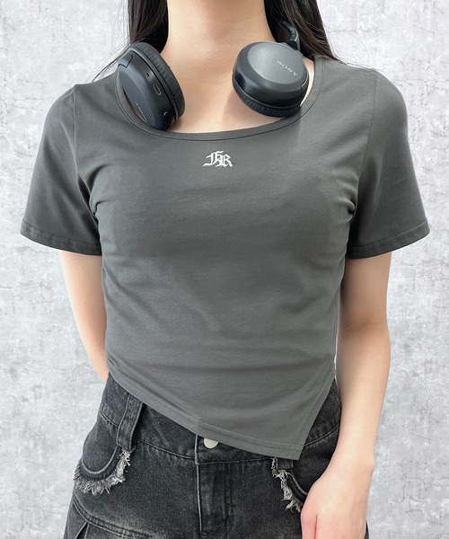 Figments(フィグメンツ)の「アシンメトリーヘムカットソー(Tシャツ/カットソー・レディース・ブラック/スミクロ・FREE)」の20枚目の写真