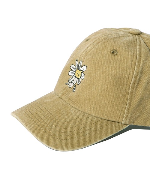 ScoLar(スカラー)の「642200:FRUIT OF THE LOOM×ScoLarコラボ お花が咲いちゃったネコ刺繍キャップ(キャップ・レディース・ベージュ・FREE)」の6枚目の写真