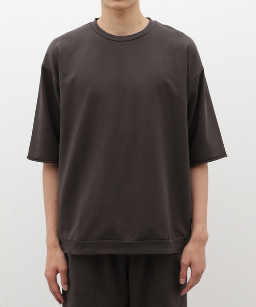 EDIFICE（エディフィス）の「ライト フレンチテリー ショートスリーブ クルーネック Tシャツ（Tシャツ/カットソー・メンズ・チャコールグレー/ホワイト/マスタード・MEDIUM/LARGE）」の5枚目の写真