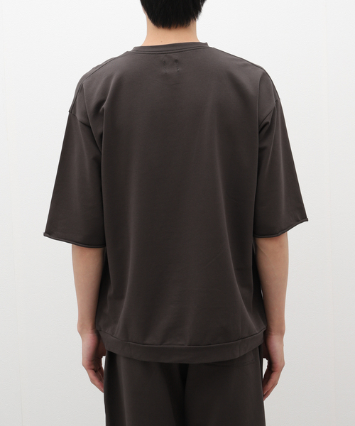 EDIFICE（エディフィス）の「ライト フレンチテリー ショートスリーブ クルーネック Tシャツ（Tシャツ/カットソー・メンズ・チャコールグレー/ホワイト/マスタード・MEDIUM/LARGE）」の7枚目の写真