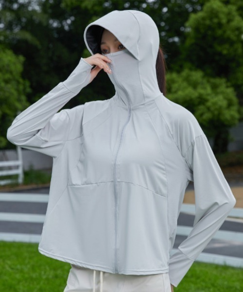 Coo+i（クーイ）の「UPF50+ 冷感ツバ付きUVカット パーカー