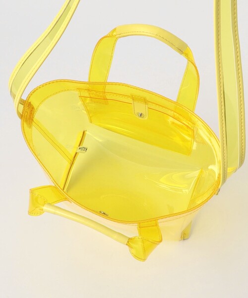 BEAUTY&YOUTH UNITED ARROWS(ビューティーアンドユースユナイテッドアローズ)の「PVC トートバッグ-2WAY-(ショルダーバッグ・レディース・イエロー/ブラック・FREE)」の15枚目の写真