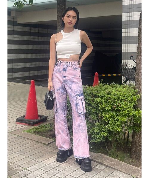 EVRIS（エヴリス）の「ブリーチデニムカーゴパンツ（デニムパンツ・レディース・ブラック/ピンク・MEDIUM/SMALL）」の9枚目の写真