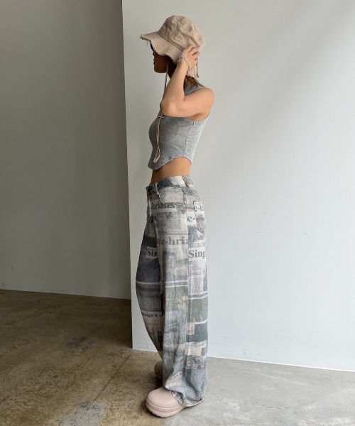 BLONDEY（ブロンディ）の「グラフィックプリントデニムパンツ（デニムパンツ・レディース・ベージュ・SMALL/MEDIUM）」の9枚目の写真
