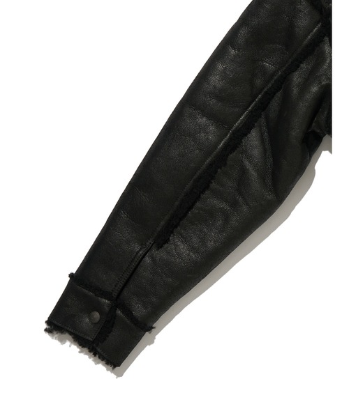 Levi's(リーバイス)の「Levi's/リーバイス SHEARLING OLYMPIA TRUCKER JACKET(その他アウター・メンズ・ブラック・M/L/XL/S)」の16枚目の写真