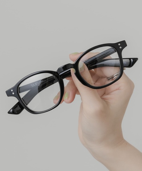 SMELLY(スメリー)の「ウェリントンフレームダテメガネ(メガネ・レディース・ブラウン/ブラック・-)」の2枚目の写真