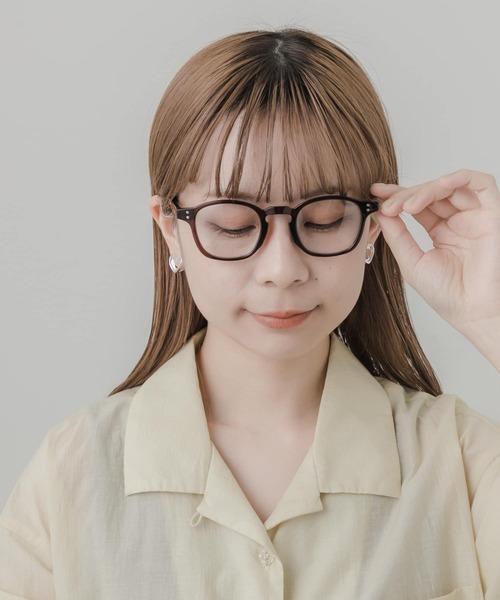 SMELLY(スメリー)の「ウェリントンフレームダテメガネ(メガネ・レディース・ブラウン/ブラック・-)」の18枚目の写真