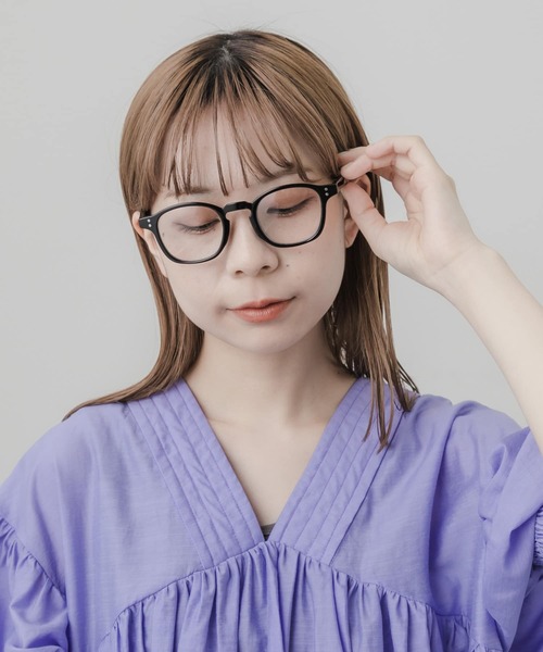 SMELLY(スメリー)の「ウェリントンフレームダテメガネ(メガネ・レディース・ブラウン/ブラック・-)」の5枚目の写真