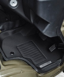 GORDON MILLER（ゴードンミラー）の「GORDON MILLER 立体ラバーマット　ハイゼットトラック　AT専用／MT専用　フロント（アウトドアグッズ・レディース）」