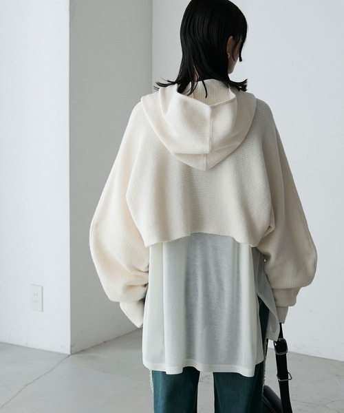 forksy.(フォルクシー)の「【forksy.】クロップド丈フーディフィンガーホールニット/マフラー(ニット/セーター・レディース・チャコールグレー/アイボリー/パープル・FREE)」の8枚目の写真