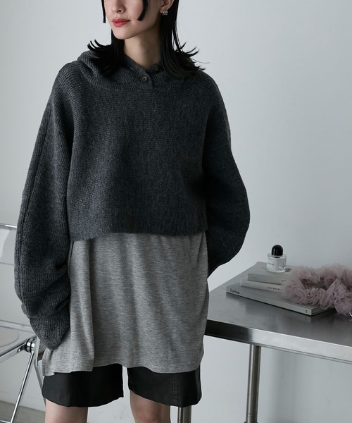forksy.(フォルクシー)の「【forksy.】クロップド丈フーディフィンガーホールニット/マフラー(ニット/セーター・レディース・チャコールグレー/アイボリー/パープル・FREE)」の22枚目の写真