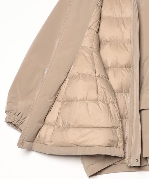 JNBY(ジェーエヌビーワイ)の「Mermaid Silhouette Work Down Coat / ダウンコート /ジャケット(ダウンジャケット/コート・レディース・ベージュ/ブラック・36/34/40/38)」の20枚目の写真