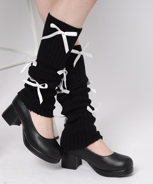 cs T&P(シーエスティーアンドピー)の「厚底ストラップ付プレーンパンプス(パンプス・レディース・ブラック系1/アイボリー系1/ブラック・S/M/L/LL)」の1枚目の写真