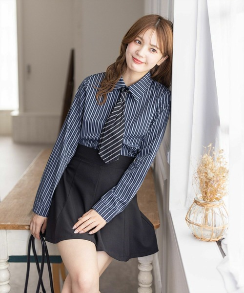 clear（クリア）の「ストライプ柄ネクタイ長袖シャツ［大人 カジュアル 着回し力抜群］≪再入荷≫（シャツ/ブラウス・レディース・ネイビー/ブルーグレー・F）」の6枚目の写真