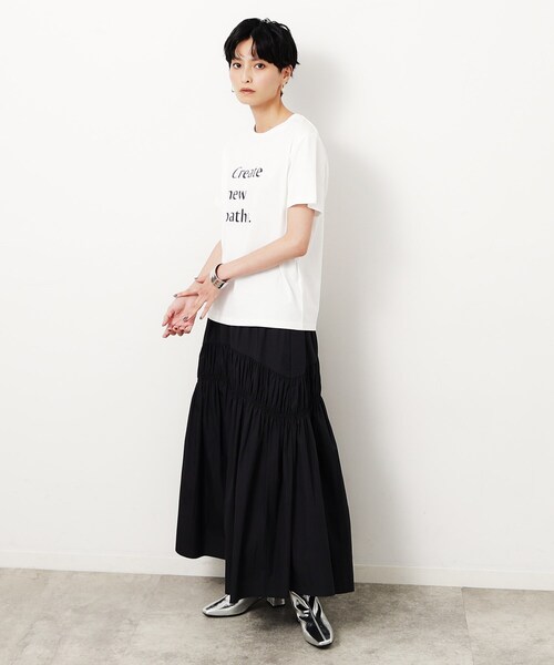 OPAQUE.CLIP（オペークドットクリップ）の「シャーリング切替ボリュームフレアスカート【洗濯機洗い可】（スカート・レディース・ブラック/ネイビー・36/38）」の5枚目の写真