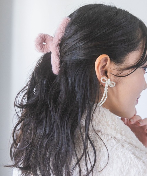 repipi armario(レピピ アルマリオ)の「ファーバンス(バレッタ/ヘアクリップ・キッズ・ベージュ/ミント/ホワイト/ピンク/ブルー・FREE)」の5枚目の写真