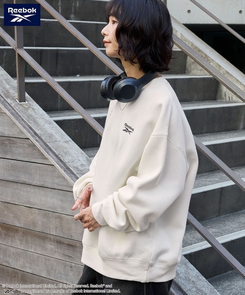 Reebok（リーボック）の「Reebok/リーボック 別注 ダブルロゴ刺繍/プリント ビッグシルエットプルオーバースウェット（スウェット・メンズ・ブラック/チャコール/ダークネイビー/アッシュグレー/オフホワイト/ナチュラル・M/L）」の10枚目の写真