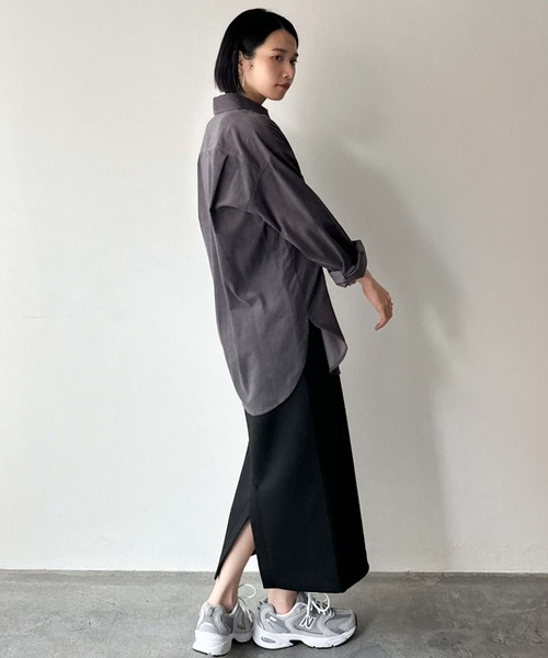 Doux archives（ドゥアルシーヴ）の「コーデュロイシャツ（シャツ/ブラウス・レディース・チャコールグレー/ベージュ/グリーン・38）」の7枚目の写真