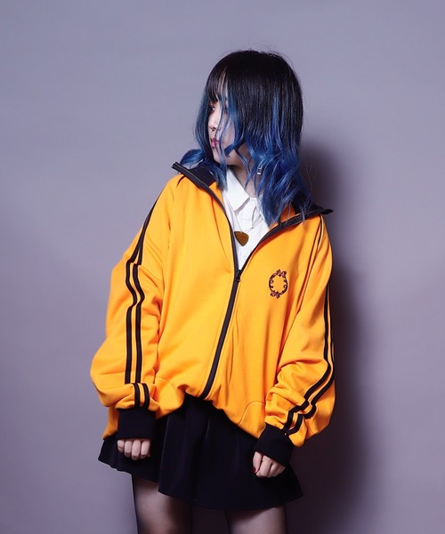 AFYF(エーエフワイエフ)の「AFYF TRACK JERZY/ビッグシルエット トラックジャケット(ブルゾン・レディース・ブラック/ワイン/ダークグリーン/オレンジ・FREE)」の1枚目の写真