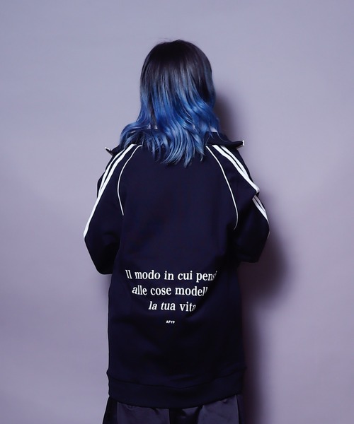AFYF(エーエフワイエフ)の「AFYF TRACK JERZY/ビッグシルエット トラックジャケット(ブルゾン・レディース・ブラック/ワイン/ダークグリーン/オレンジ・FREE)」の11枚目の写真