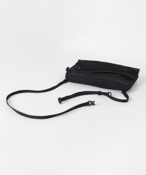 新品タグ付き★ 別注　Snow Peak ×DOORS　ナイロンショルダー　黒 別注』Snow Peak Apparel×DOORS Everyday Use Sacoche