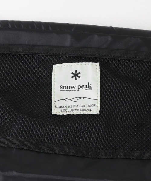 Snow Peak（スノーピーク）の「『別注』Snow Peak Apparel×DOORS　Everyday Use Sacoche（ショルダーバッグ・メンズ・ブラック・ONE）」の15枚目の写真