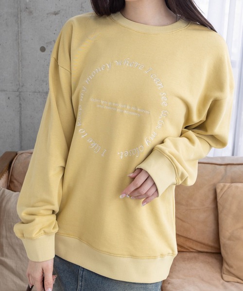 clear（クリア）の「サークル刺繍ロング丈スウェットトップス [ゆったりシルエット シンプル]≪2024AW新作≫（スウェット・レディース・アイボリー/イエロー系その他/ベージュ/ネイビー・F）」の4枚目の写真