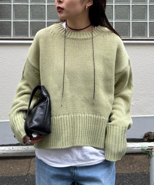 CIAOPANIC TYPY（チャオパニックティピー）の「【WEB限定】バックスリットメランジカラーニット（ニット/セーター・レディース・グレー/ベージュ/オフホワイト/キャメル/レッド/ピンク/チャコールグレー/サックスブルー/イエロー/グリーン・ONE SIZE）」の6枚目の写真