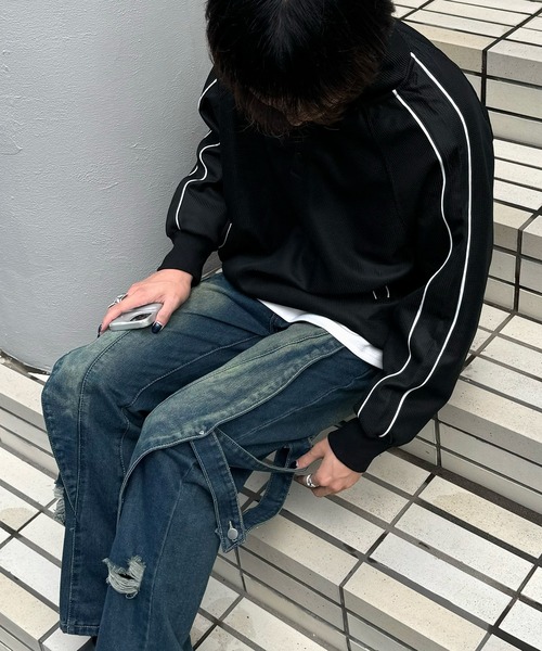 ALLuRing ChaRm（アリュリングチャーム）の「Side Line High Neck Over Sweat / サイドラインハイネックスウェット（スウェット・レディース・ブラック/グレー・M/L）」の3枚目の写真