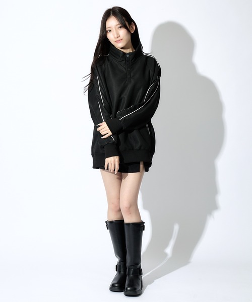 ALLuRing ChaRm（アリュリングチャーム）の「Side Line High Neck Over Sweat / サイドラインハイネックスウェット（スウェット・レディース・ブラック/グレー・M/L）」の22枚目の写真