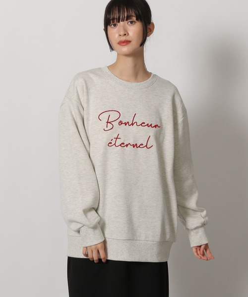 LAKOLE(ラコレ)の「裏起毛ブラシ刺繍スウェット / 234476(スウェット・レディース・チャコールグレー/オートミール/ベージュ・FREE)」の17枚目の写真