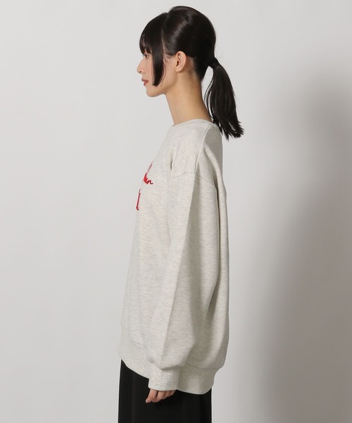 LAKOLE(ラコレ)の「裏起毛ブラシ刺繍スウェット / 234476(スウェット・レディース・チャコールグレー/オートミール/ベージュ・FREE)」の21枚目の写真