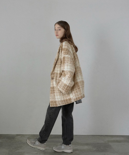 MINERTE(ミネルテ)の「【MINERTE】plaid pattern tailored middle coat / チェック柄テーラードミドルコート(チェスターコート・レディース・ベージュ/グリーン/ブラック・FREE)」の12枚目の写真