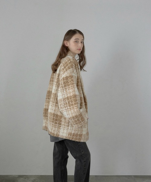 MINERTE(ミネルテ)の「【MINERTE】plaid pattern tailored middle coat / チェック柄テーラードミドルコート(チェスターコート・レディース・ベージュ/グリーン/ブラック・FREE)」の15枚目の写真