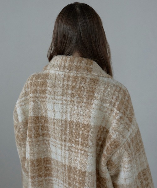 MINERTE(ミネルテ)の「【MINERTE】plaid pattern tailored middle coat / チェック柄テーラードミドルコート(チェスターコート・レディース・ベージュ/グリーン/ブラック・FREE)」の21枚目の写真