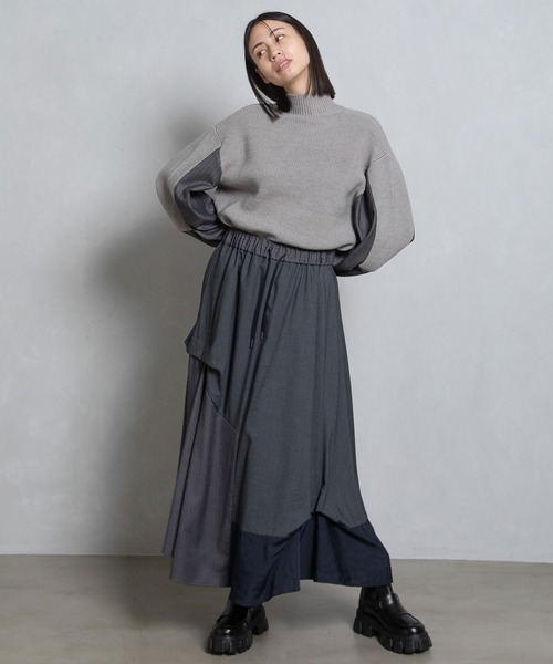 MARECHAL TERRE（マルシャルテル）の「タックフレアスカート（スカート