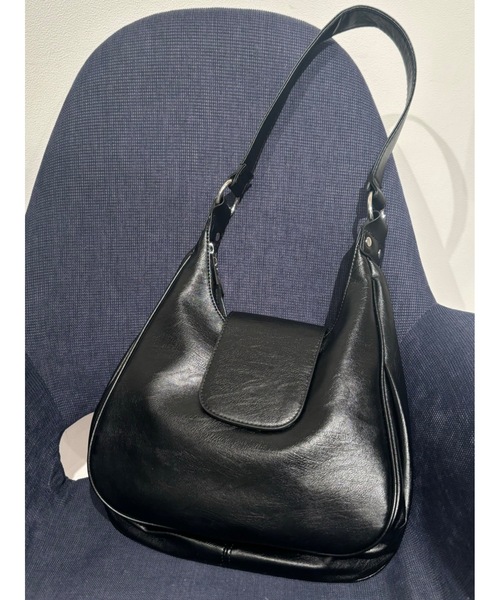 DRWCYS（ドロシーズ）の「ワンハンドルバック（ショルダーバッグ・レディース・ブラック/ホワイト・FREE）」の11枚目の写真