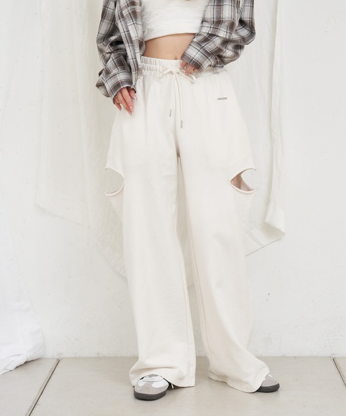 サイドスリットスウェットワイドパンツ（スウェットパンツ）｜RAY CASSIN（レイカズン）