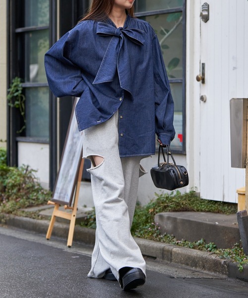 RAY CASSIN(レイカズン)の「サイドスリットスウェットワイドパンツ(スウェットパンツ・レディース・グレー/チャコールグレー/ホワイト・FREE)」の11枚目の写真