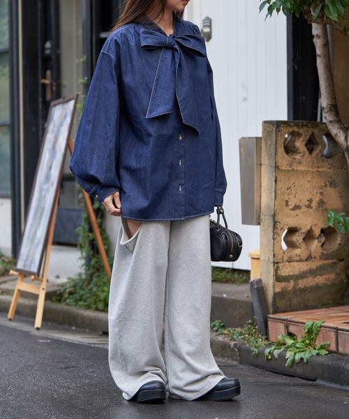 RAY CASSIN(レイカズン)の「サイドスリットスウェットワイドパンツ(スウェットパンツ・レディース・グレー/チャコールグレー/ホワイト・FREE)」の12枚目の写真