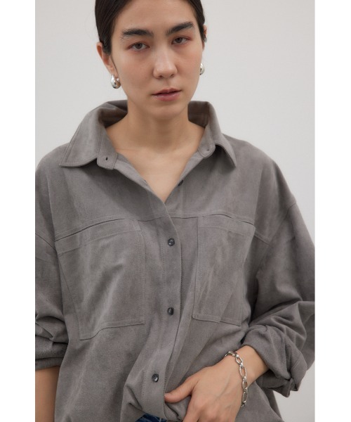 crie conforto(クリーコンフォルト)の「フェイクスエードシャツ 秋服 / 羽織り / 長袖(シャツ/ブラウス・レディース・キャメル/グレー・FREE)」の21枚目の写真