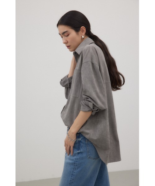 crie conforto(クリーコンフォルト)の「フェイクスエードシャツ 秋服 / 羽織り / 長袖(シャツ/ブラウス・レディース・キャメル/グレー・FREE)」の22枚目の写真