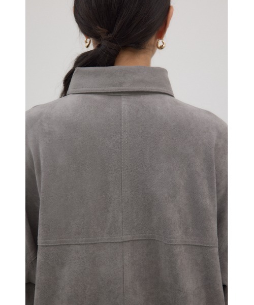 crie conforto(クリーコンフォルト)の「フェイクスエードシャツ 秋服 / 羽織り / 長袖(シャツ/ブラウス・レディース・キャメル/グレー・FREE)」の10枚目の写真