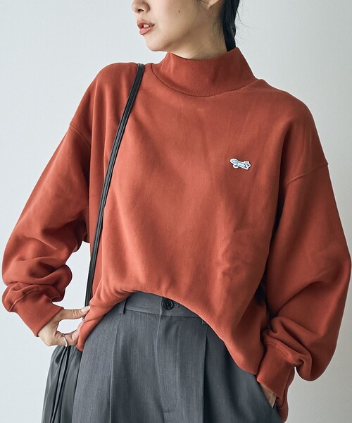 PENNEYS(ぺニーズ)の「Penneys(ぺニーズ)別注 モチモチ裏起毛ハイネックスウェット(スウェット・レディース・ライトグレー/ダークグレー/オレンジ系その他/ケリーグリーン・M/L)」の4枚目の写真