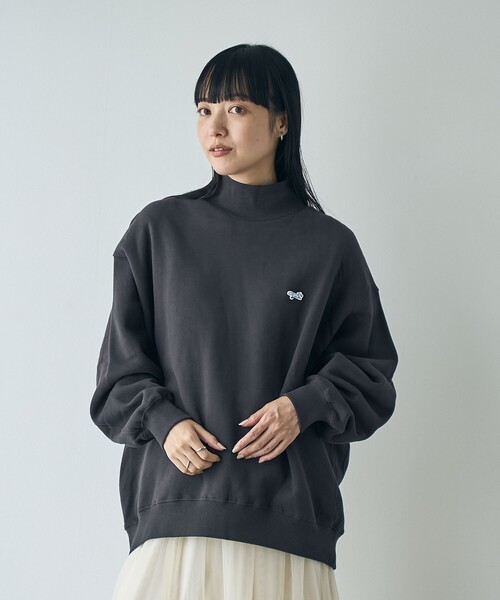 PENNEYS(ぺニーズ)の「Penneys(ぺニーズ)別注 モチモチ裏起毛ハイネックスウェット(スウェット・レディース・ライトグレー/ダークグレー/オレンジ系その他/ケリーグリーン・M/L)」の11枚目の写真