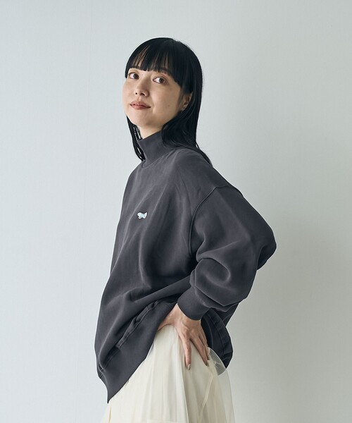 PENNEYS(ぺニーズ)の「Penneys(ぺニーズ)別注 モチモチ裏起毛ハイネックスウェット(スウェット・レディース・ライトグレー/ダークグレー/オレンジ系その他/ケリーグリーン・M/L)」の12枚目の写真