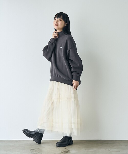 PENNEYS(ぺニーズ)の「Penneys(ぺニーズ)別注 モチモチ裏起毛ハイネックスウェット(スウェット・レディース・ライトグレー/ダークグレー/オレンジ系その他/ケリーグリーン・M/L)」の15枚目の写真