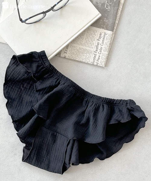 fran de lingerie（フランデランジェリー）の「可愛くて楽ちんなフリルのふんどしタイプのショーツ選べるデザイン 「からだゆるめるナイトショーツ」（ショーツ・レディース・ブラック系その他2/ベージュ系1/ブラック系その他/グレー系2/ピンク系その他/ピンク系その他3/クリーム/ライトグリーン系/ブラック系その他3/ベージュ系/セージグリーン・L/M/LL/3L）」の3枚目の写真