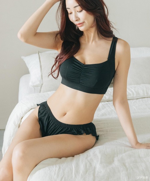 fran de lingerie（フランデランジェリー）の「可愛くて楽ちんなフリルのふんどしタイプのショーツ選べるデザイン 「からだゆるめるナイトショーツ」（ショーツ・レディース・ブラック系その他2/ベージュ系1/ブラック系その他/グレー系2/ピンク系その他/ピンク系その他3/クリーム/ライトグリーン系/ブラック系その他3/ベージュ系/セージグリーン・L/M/LL/3L）」の14枚目の写真